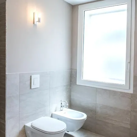 Tramonto - Camerano, Meravigliosa Con Giardino Panoramico *