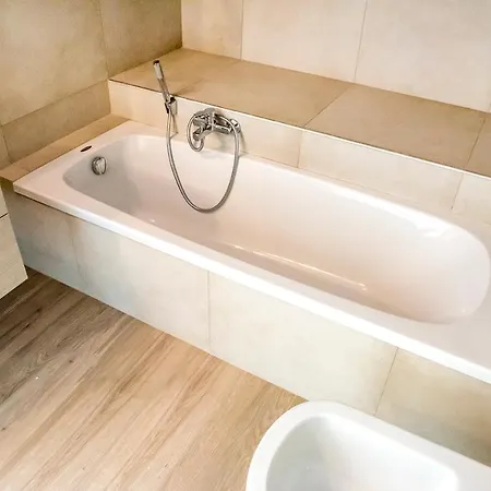 Apartment Tramonto - Camerano, Meravigliosa Con Giardino Panoramico