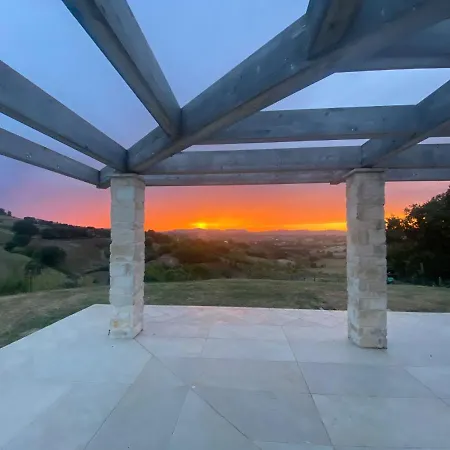 Apartment Tramonto - Camerano, Meravigliosa Con Giardino Panoramico